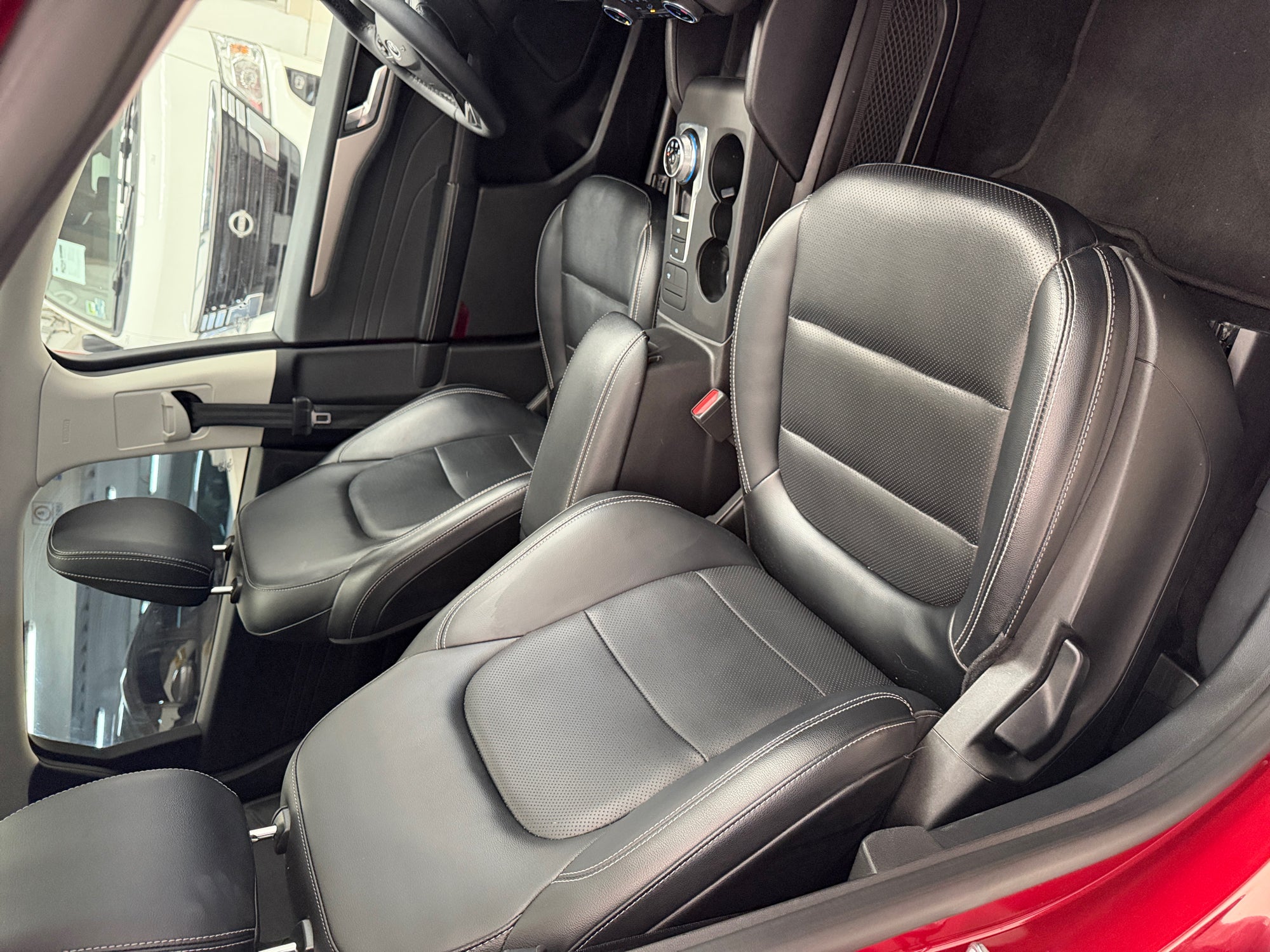 2022 Ford ESCAPE SEL LIMITED HEV