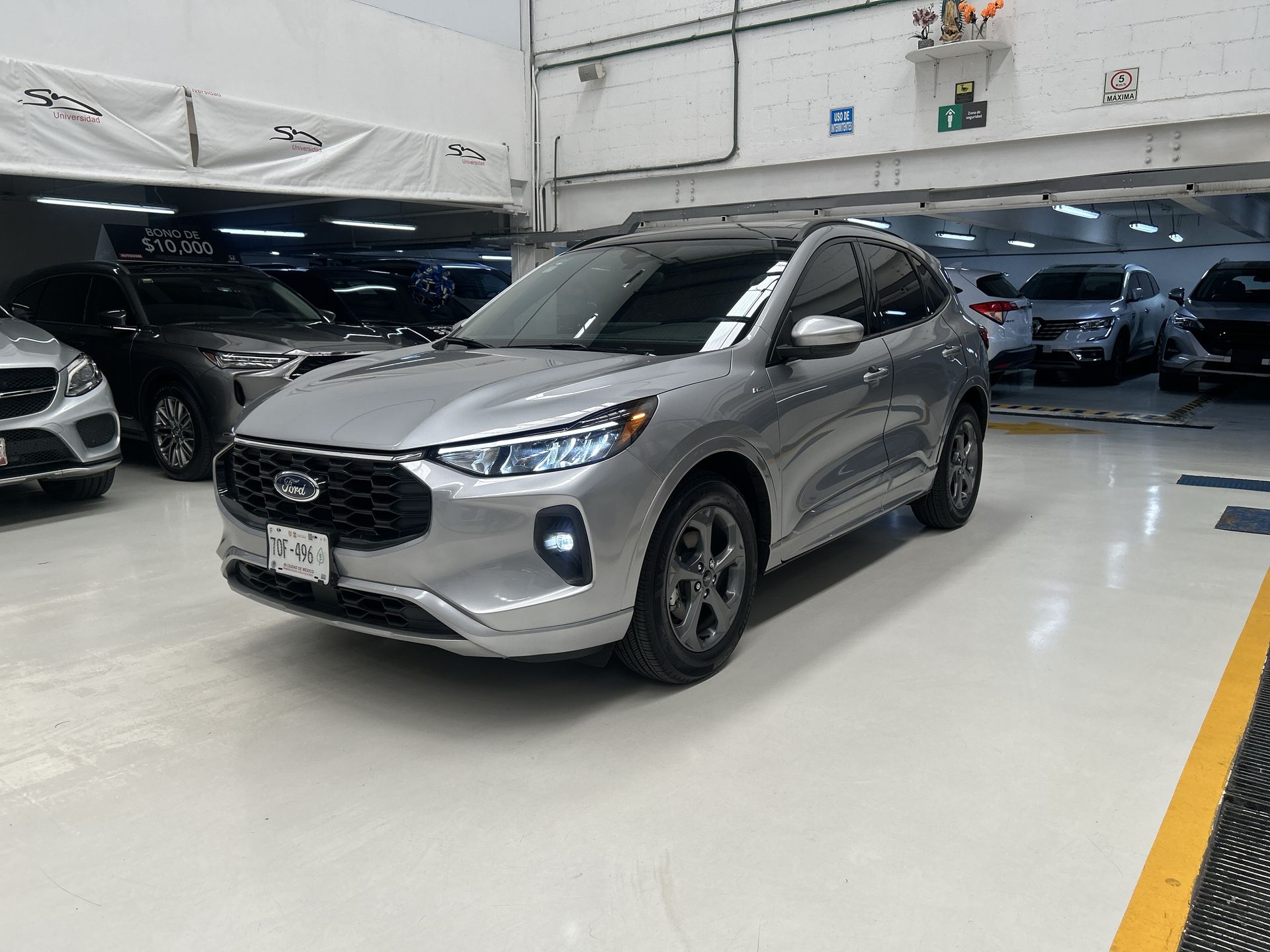 2023 Ford ESCAPE ESCAPE ST-LINE SELECT