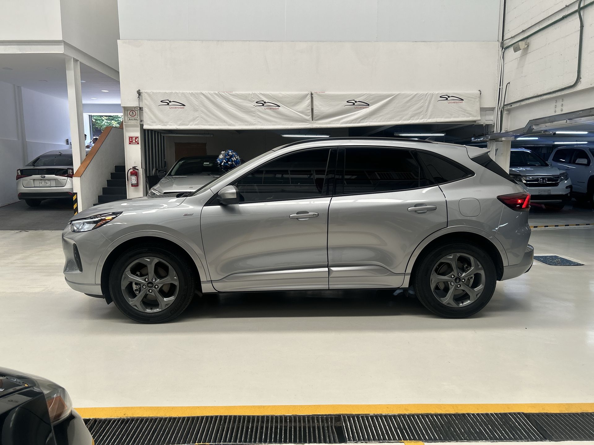 2023 Ford ESCAPE ESCAPE ST-LINE SELECT
