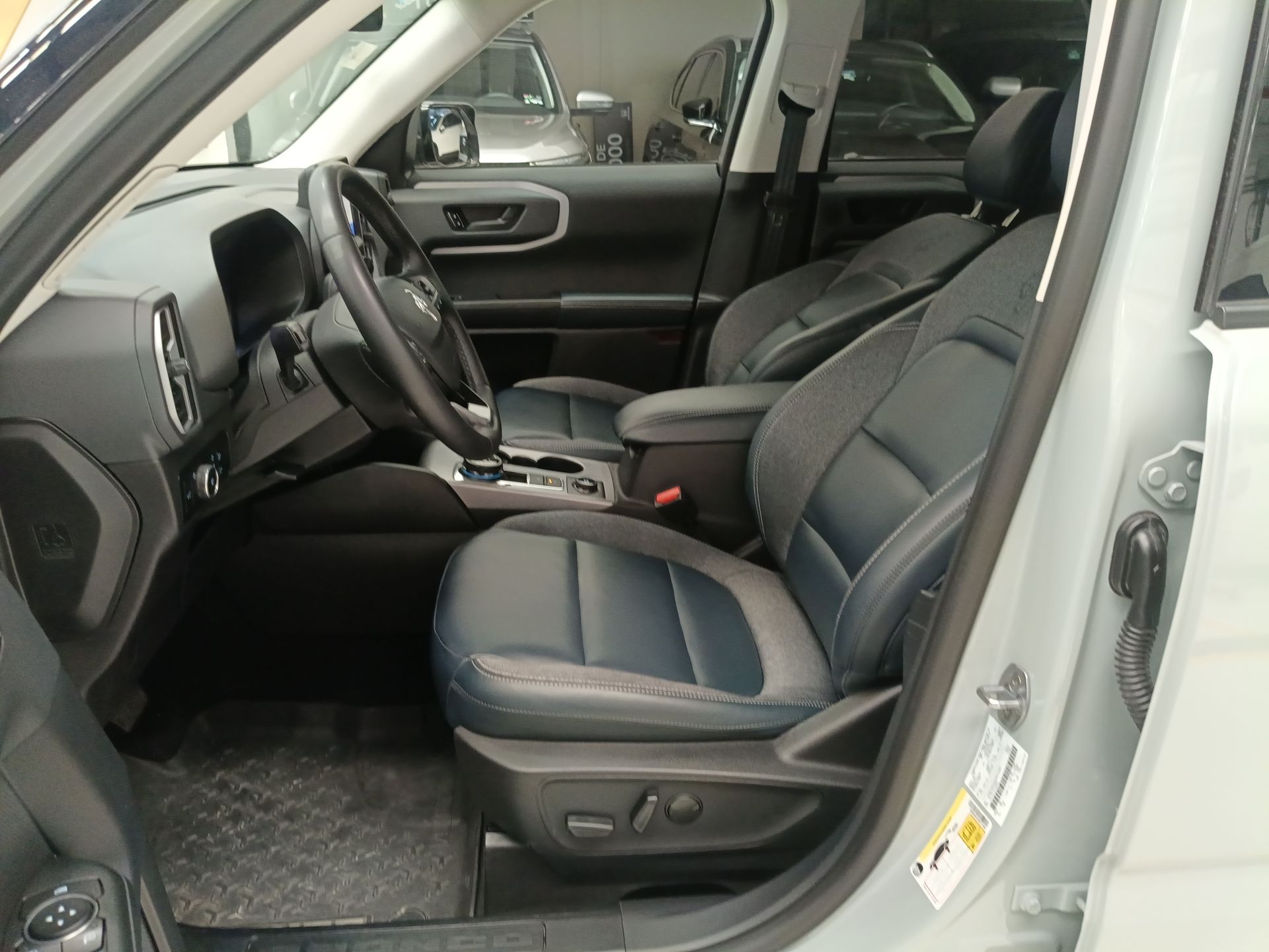 2024 Ford BRONCO OUTER BANKS 1.5L ECOBOOST