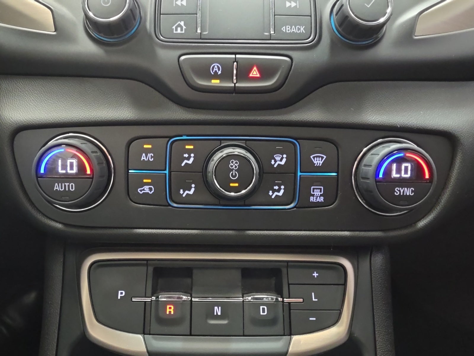 2024 GMC TERRAIN DENALI D