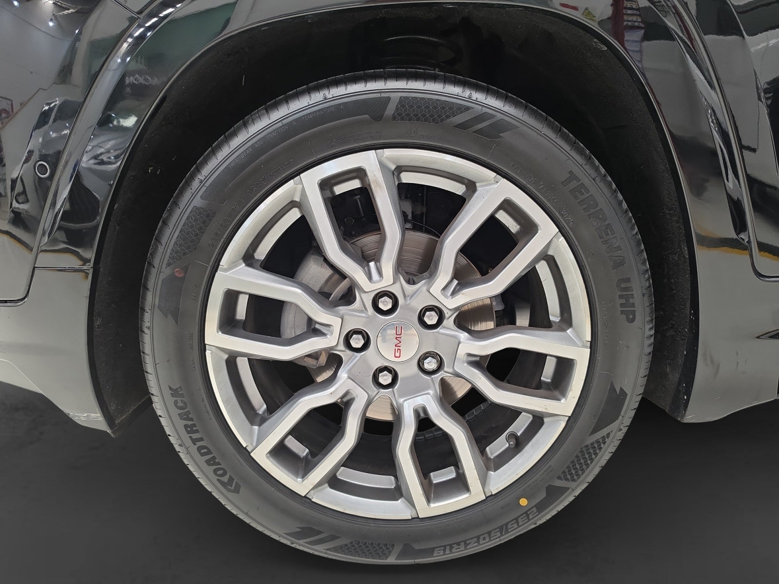 2024 GMC TERRAIN DENALI D