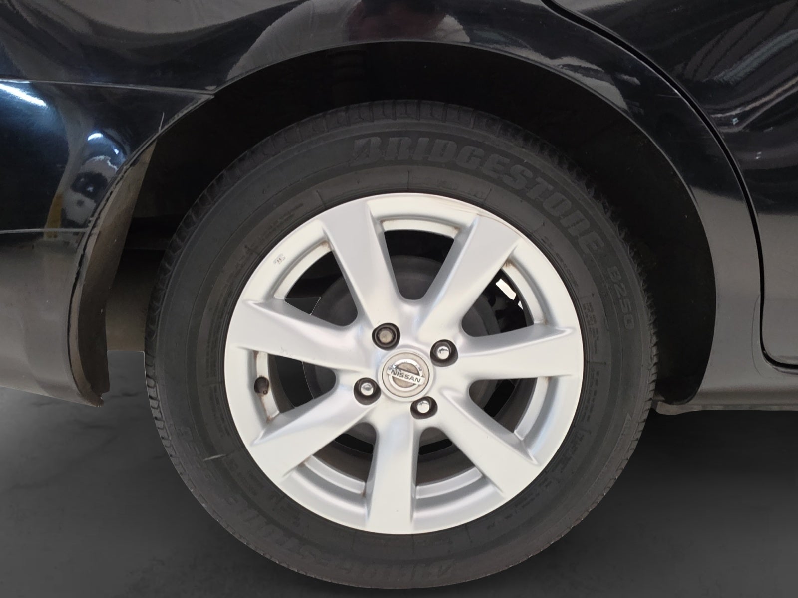2014 Nissan VERSA ADVANCE TA AC