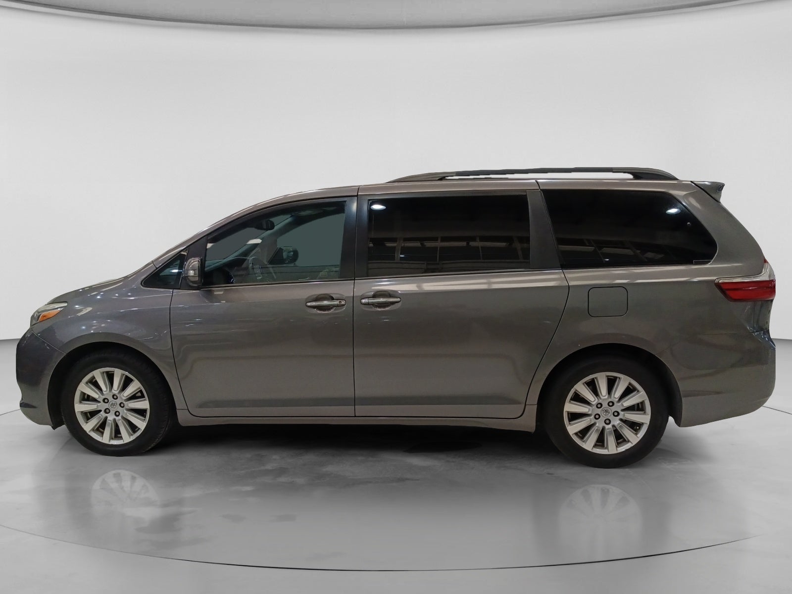 2017 Toyota SIENNA LIMITED