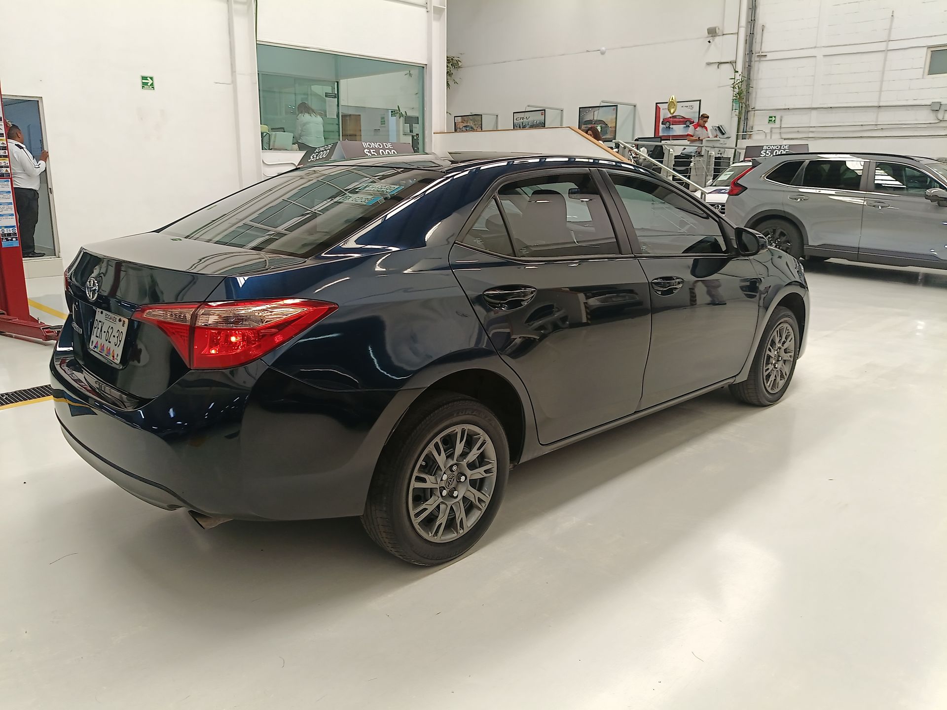 2018 Toyota COROLLA BASE MT