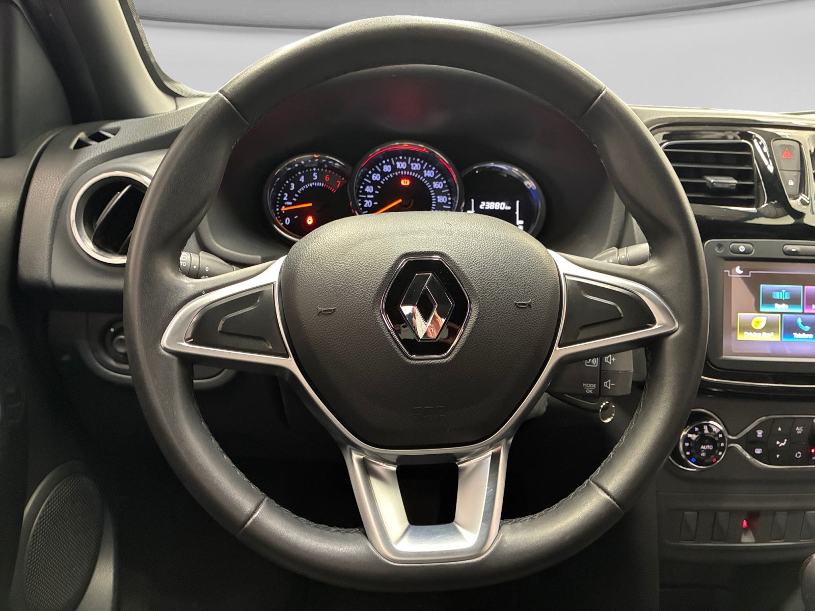 2024 RENAULT LOGAN 1.6 INTENS CVT