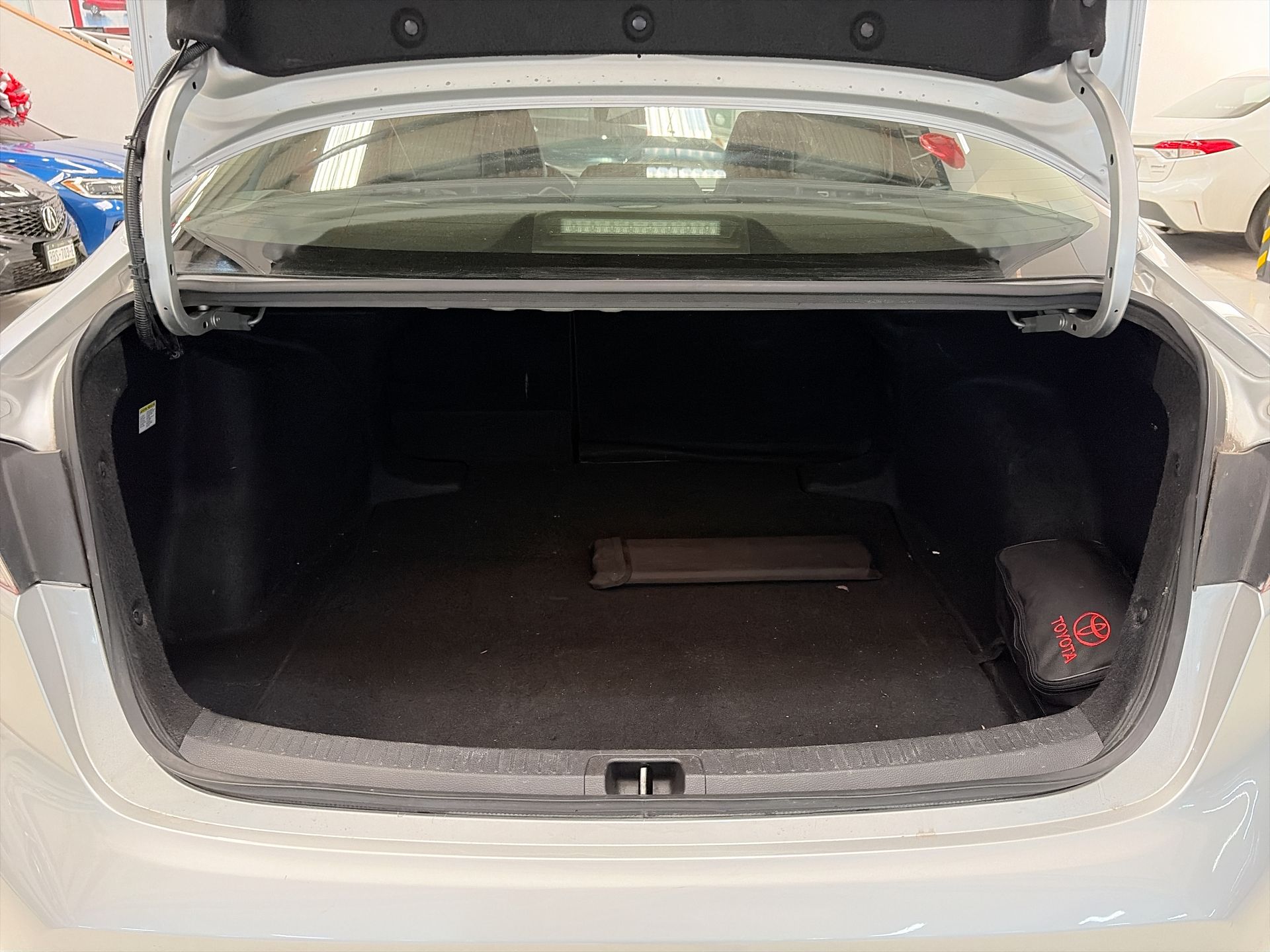 2022 Toyota COROLLA LE HV