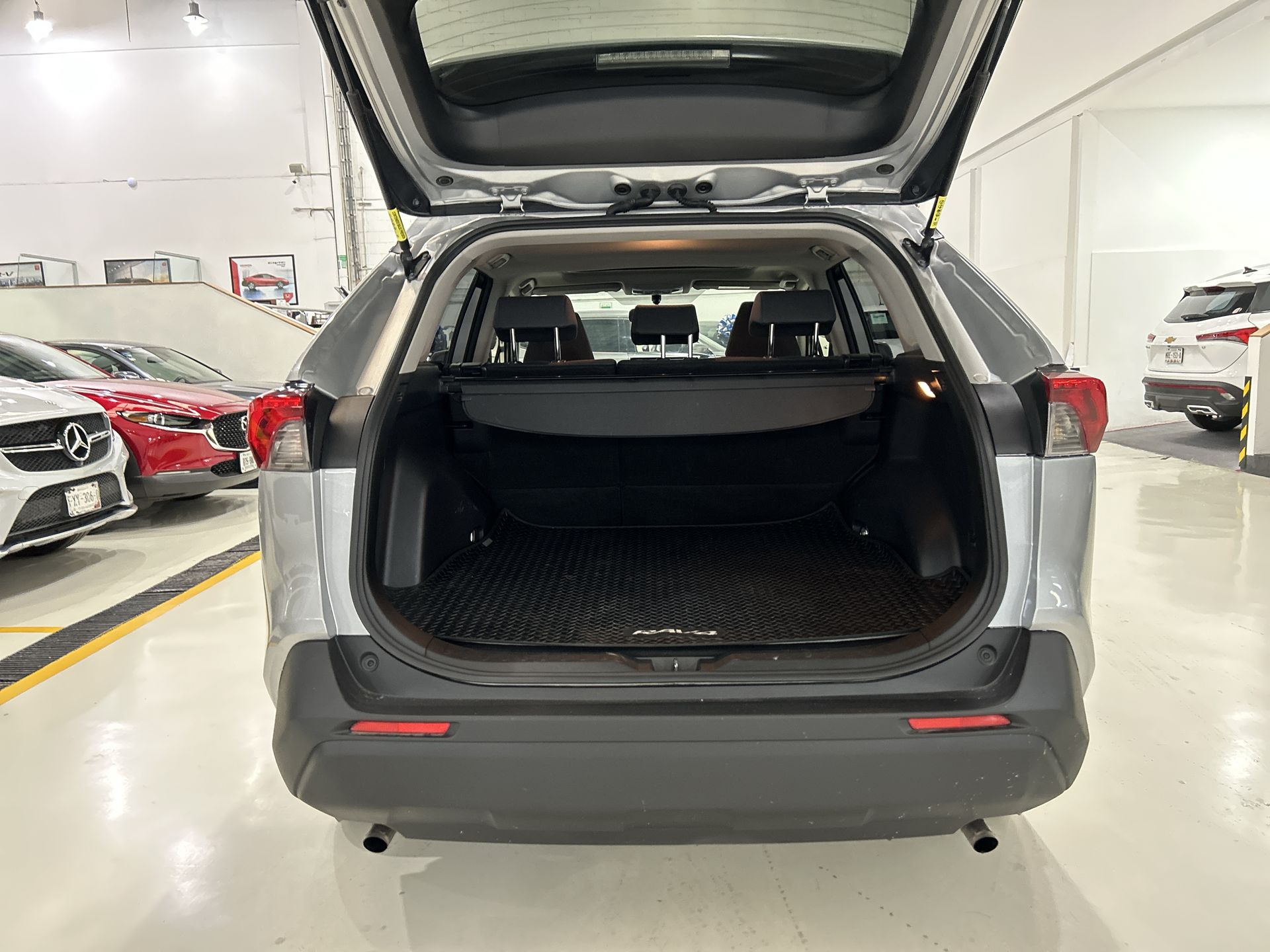 2019 Toyota RAV4 2.5 XLE AWD AT