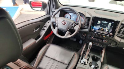 2024 Nissan FRONTIER V6 PRO-4X 24