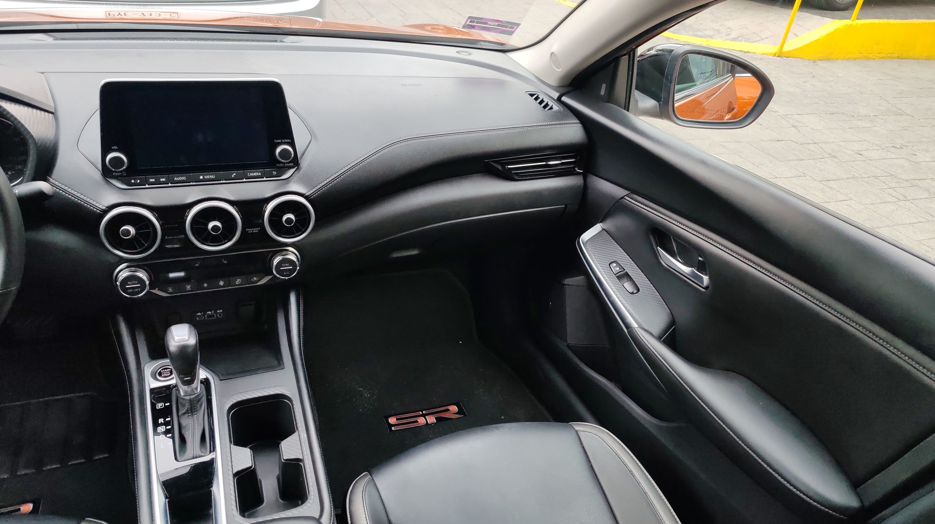 2025 Nissan SENTRA PLATINUM BITONO CVT 25