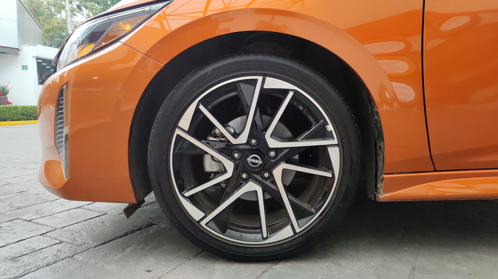 2025 Nissan SENTRA PLATINUM BITONO CVT 25