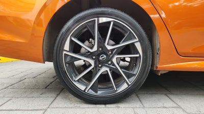 2025 Nissan SENTRA PLATINUM BITONO CVT 25