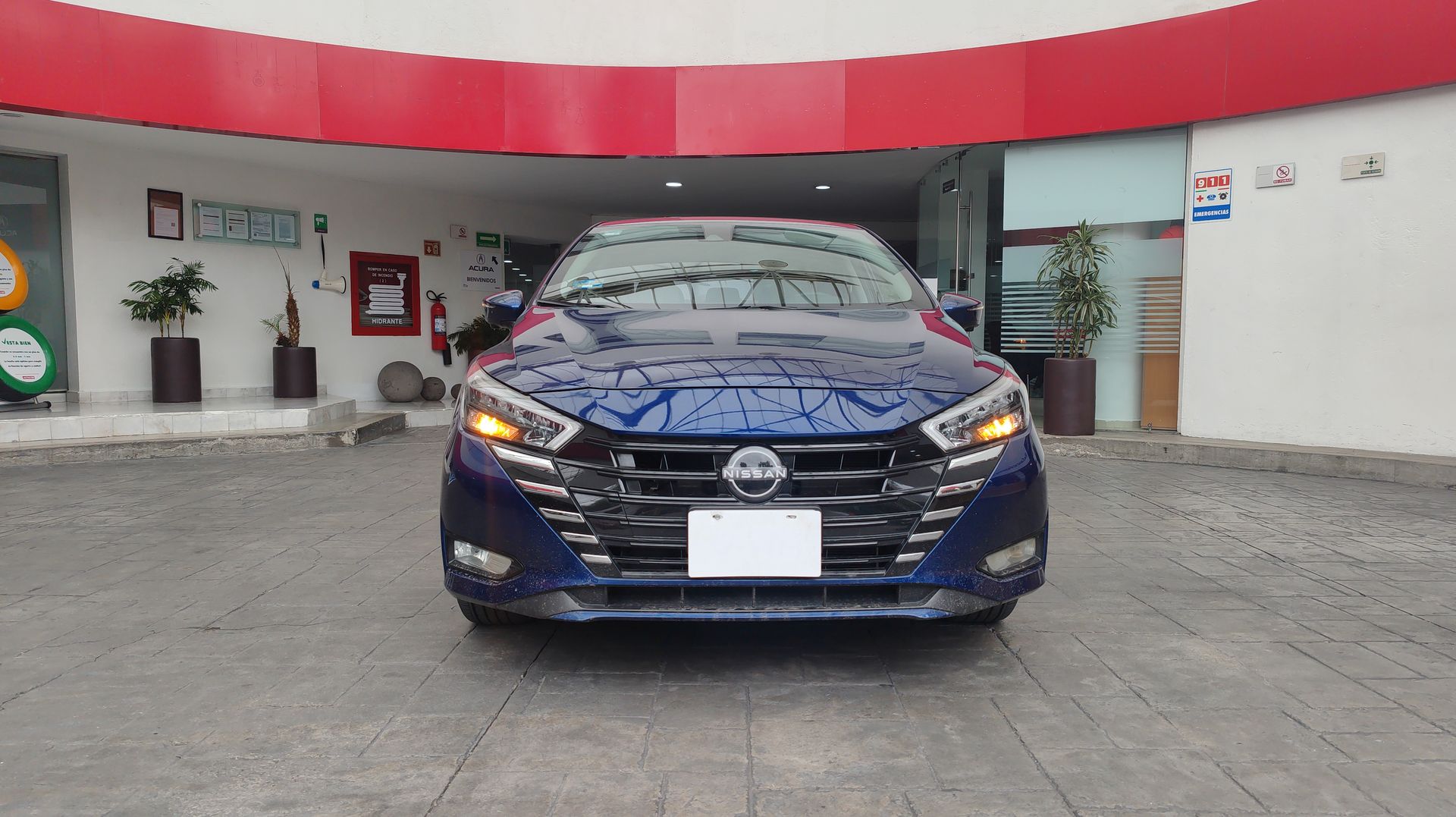 2023 Nissan VERSA EXCLUSIVE CVT 23