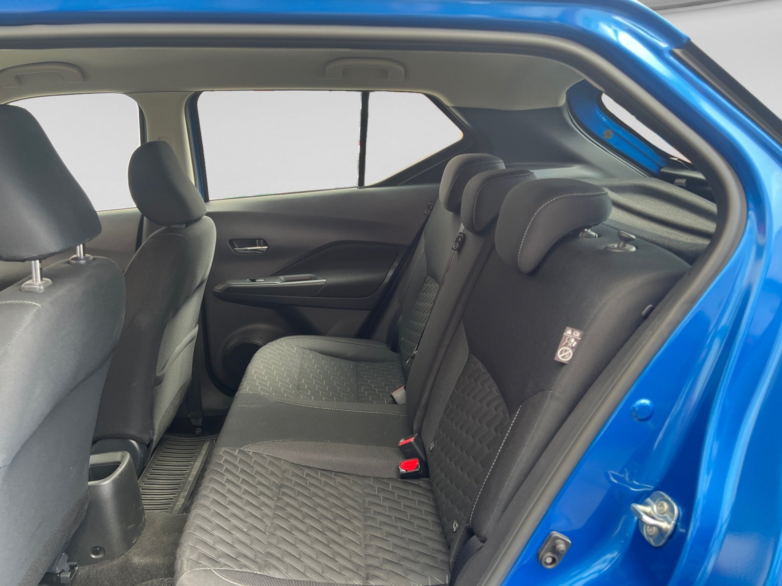 2025 Nissan KICKS SENSE CVT 25