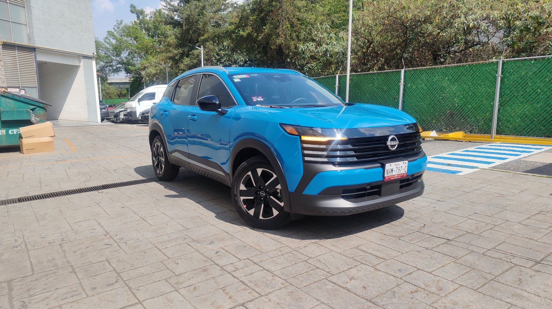 2026 Nissan KICKS ADVANCE CVT 26