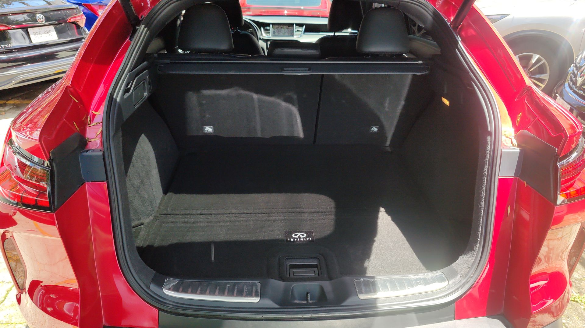 2024 Nissan INFINITI 2.0L SENSORY AWD 24