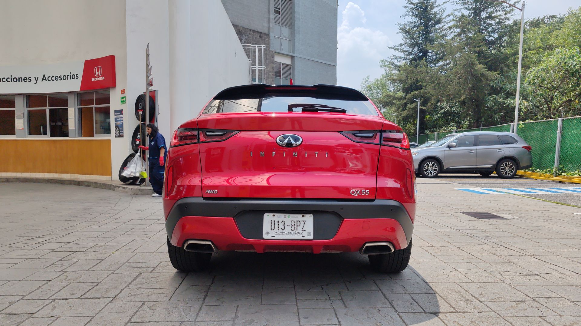 2024 Nissan INFINITI 2.0L SENSORY AWD 24
