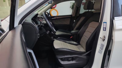 2019 Volkswagen TIGUAN TIGUAN COMFORTLINE