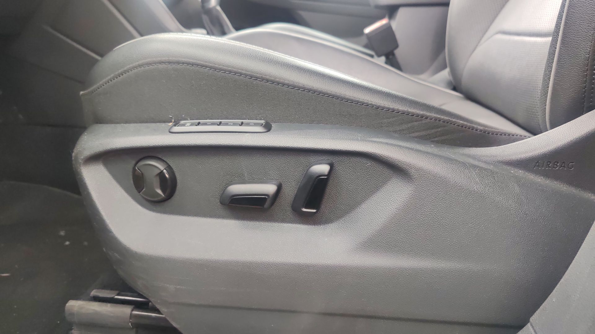 2022 Volkswagen TIGUAN R-LINE 2.0 LONG DRIVE