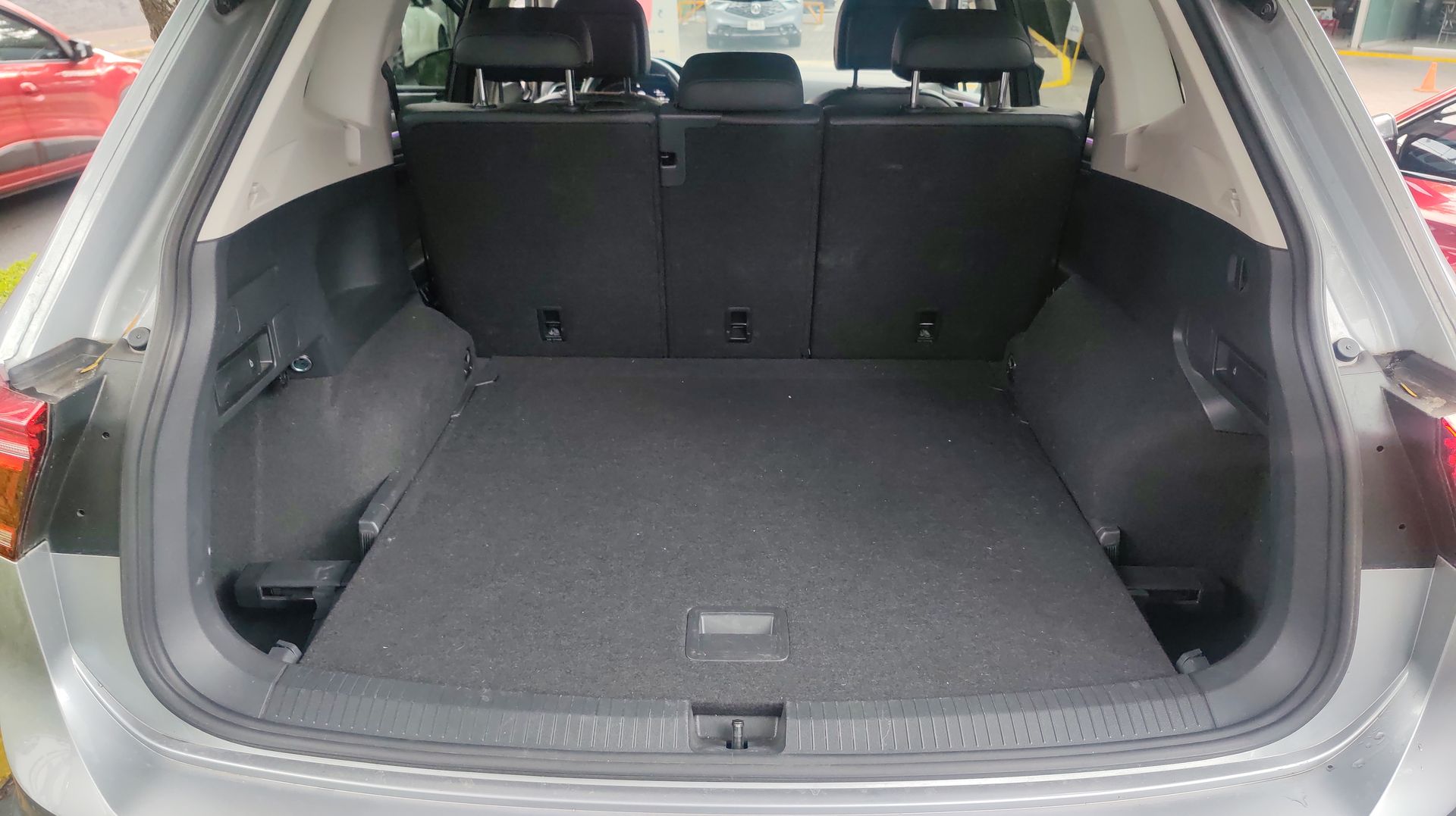 2022 Volkswagen TIGUAN R-LINE 2.0 LONG DRIVE