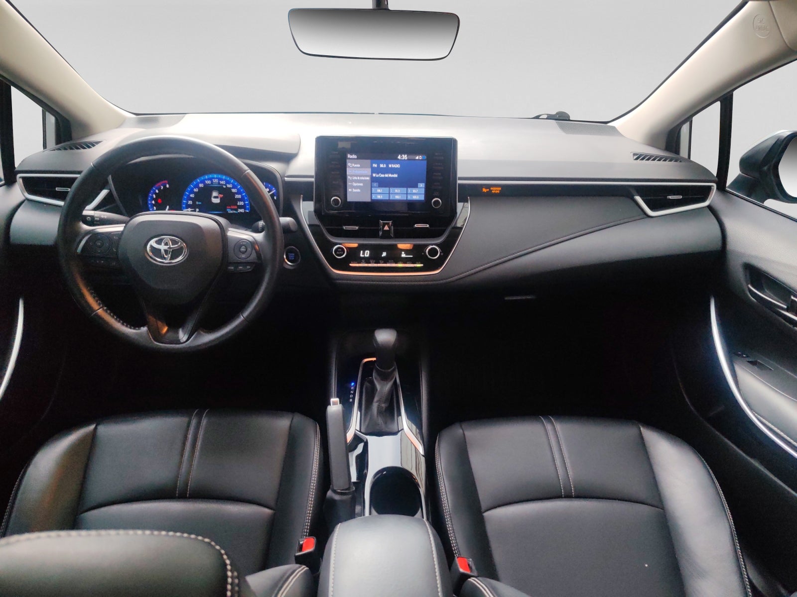 2022 Toyota COROLLA XLE