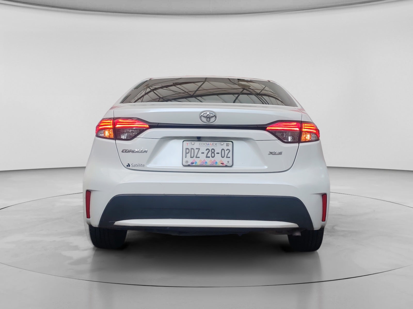 2022 Toyota COROLLA XLE