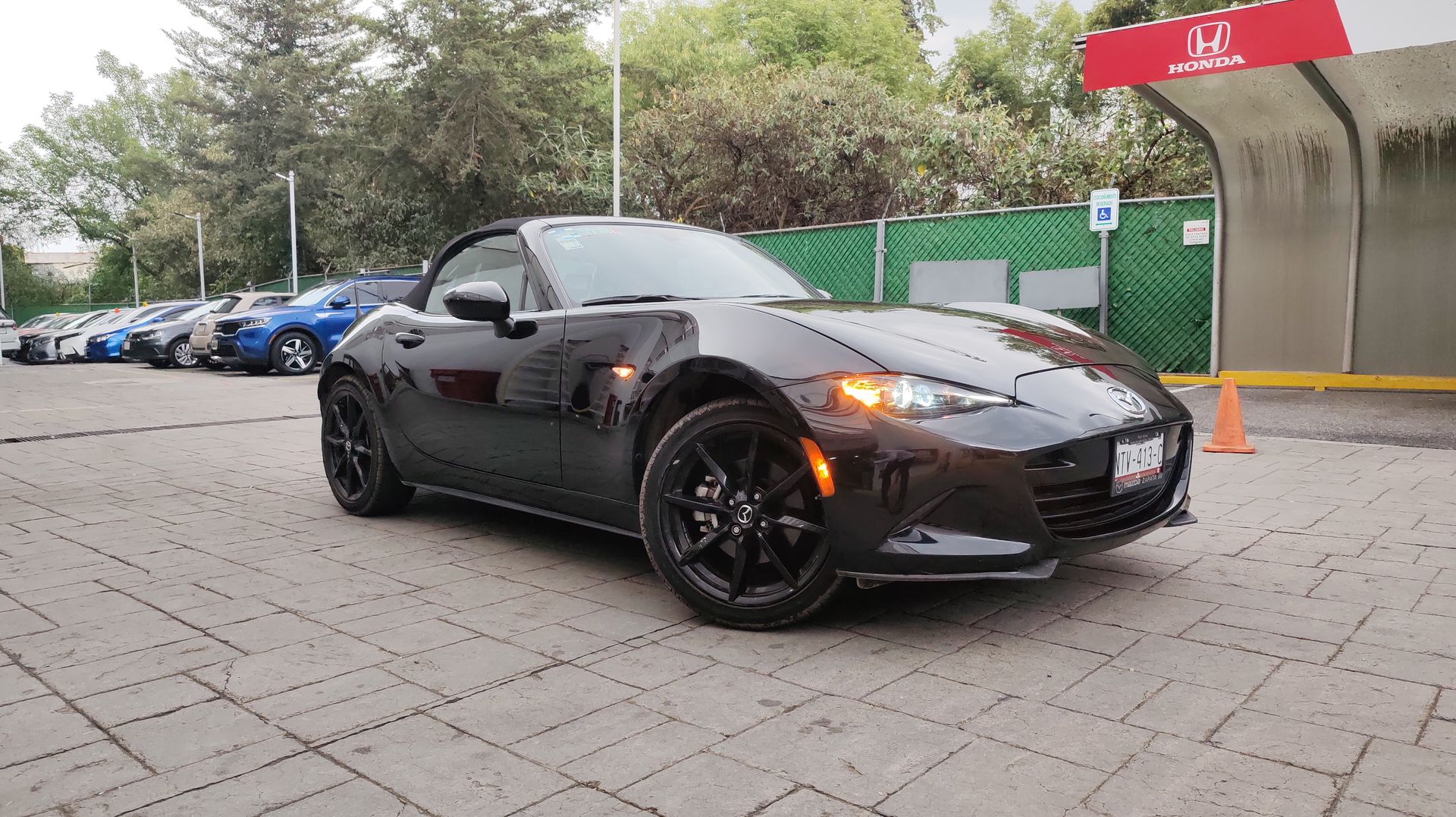 2021 Mazda Mazda MX-5 MX-5 4 GASOLINA 2P