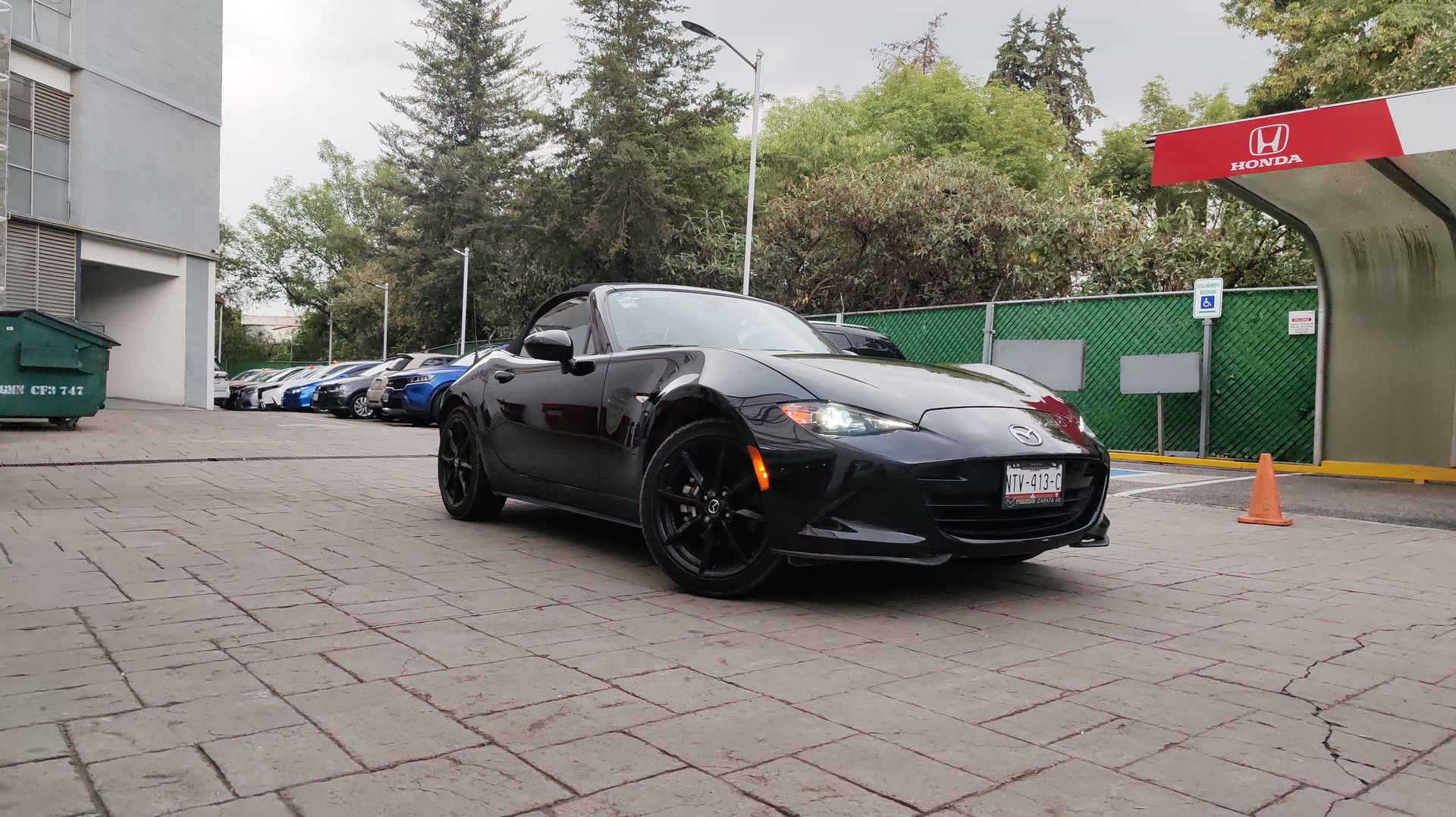 2021 Mazda Mazda MX-5 MX-5 4 GASOLINA 2P