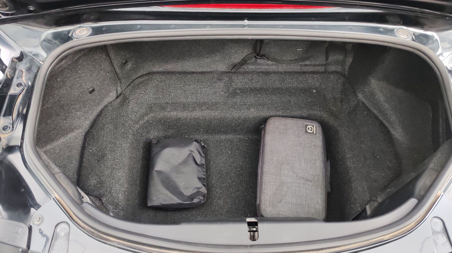 2021 Mazda Mazda MX-5 MX-5 4 GASOLINA 2P
