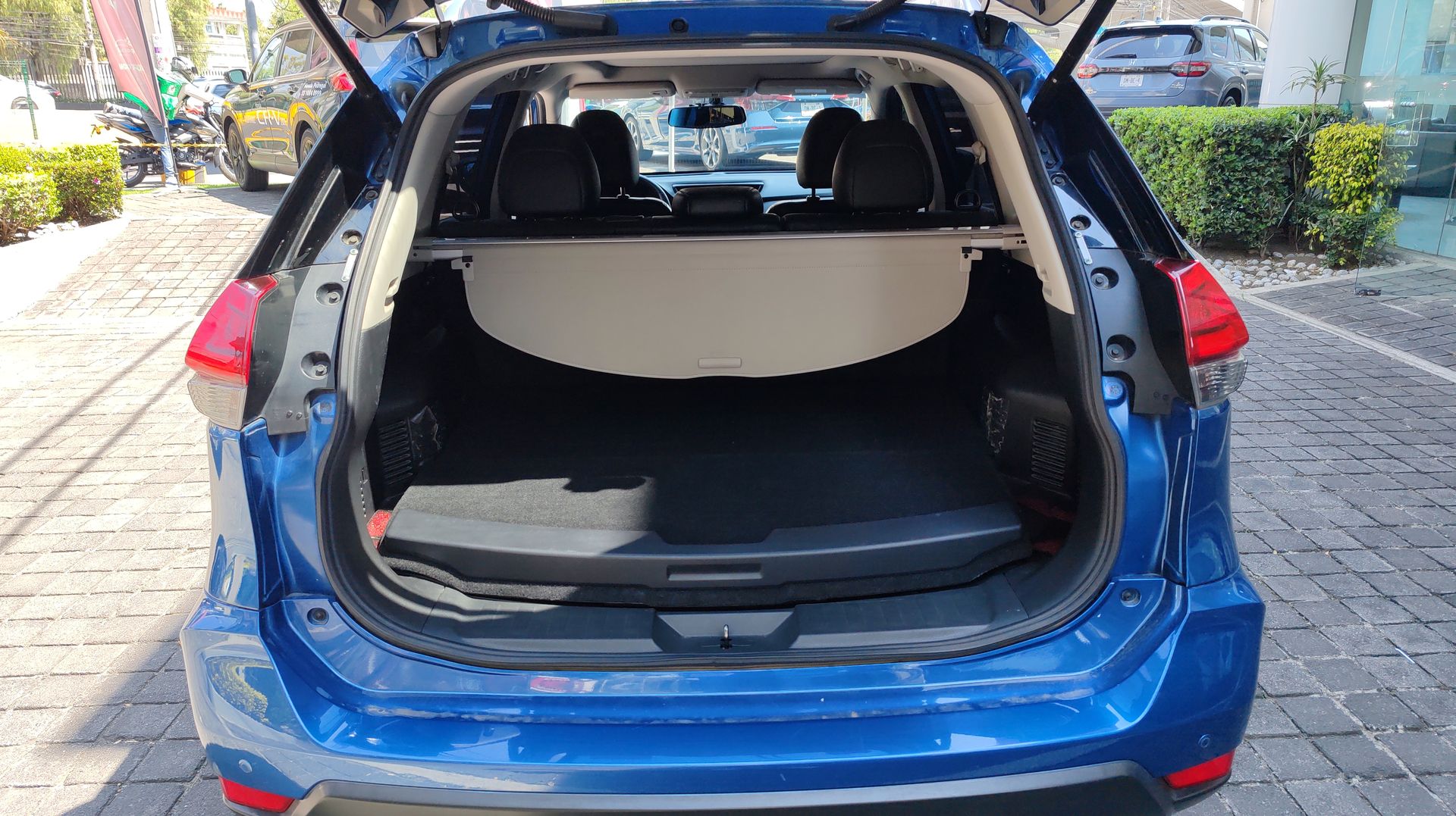 2021 Nissan X-TRAIL HYBRID CVT 2.0 LTS 4 CIL 21