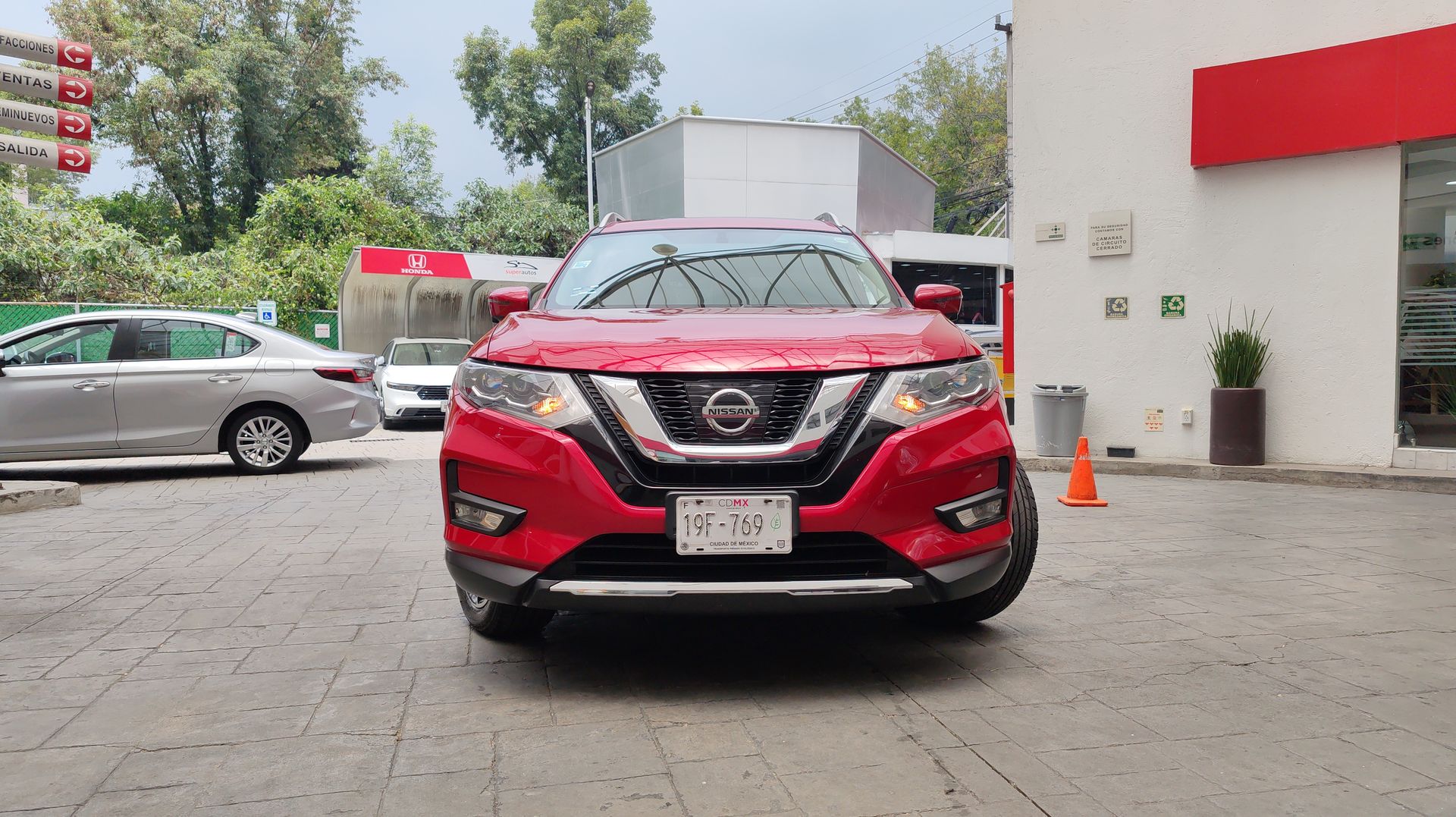 2020 Nissan X-TRAIL HYBRID CVT 2.0 LTS 4 CIL.
