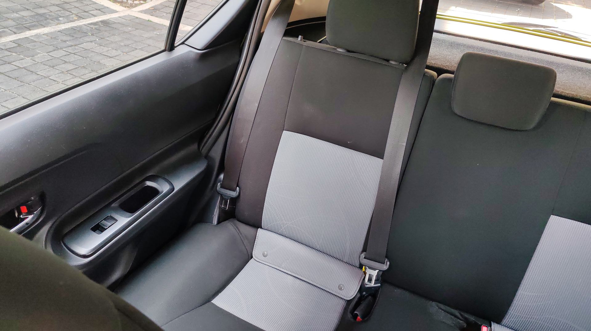 2018 Toyota PRIUS 1.5 HYBRID AUTO