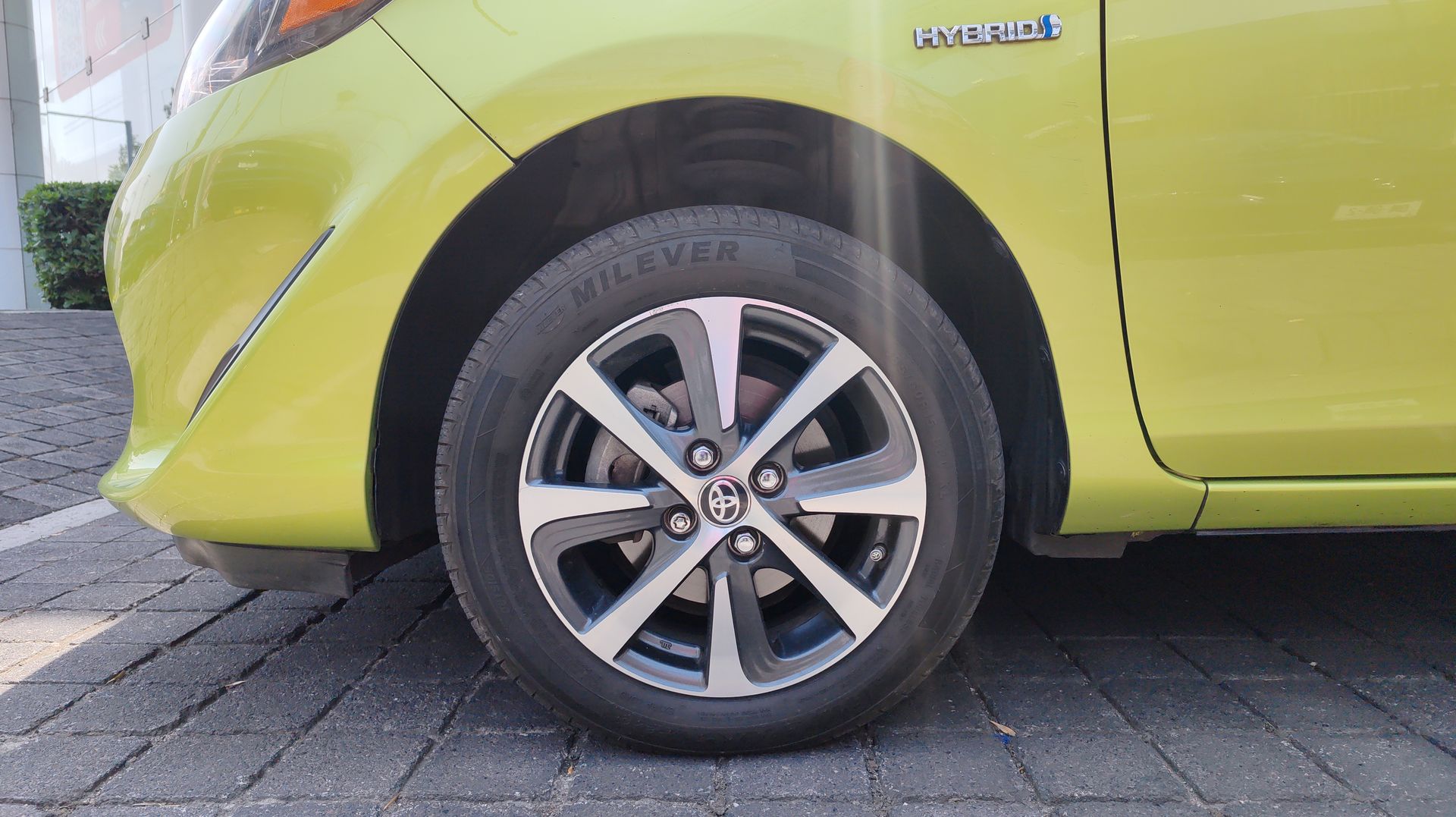 2018 Toyota PRIUS 1.5 HYBRID AUTO