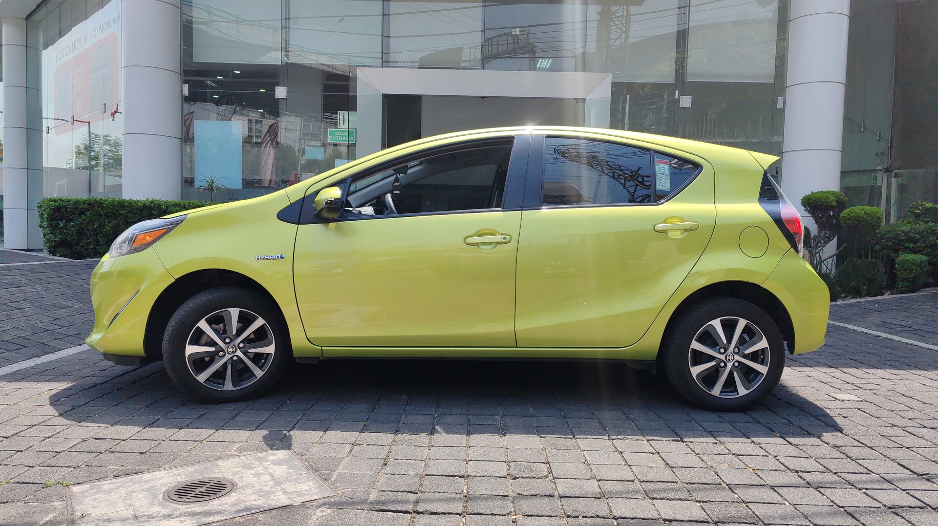 2018 Toyota PRIUS 1.5 HYBRID AUTO