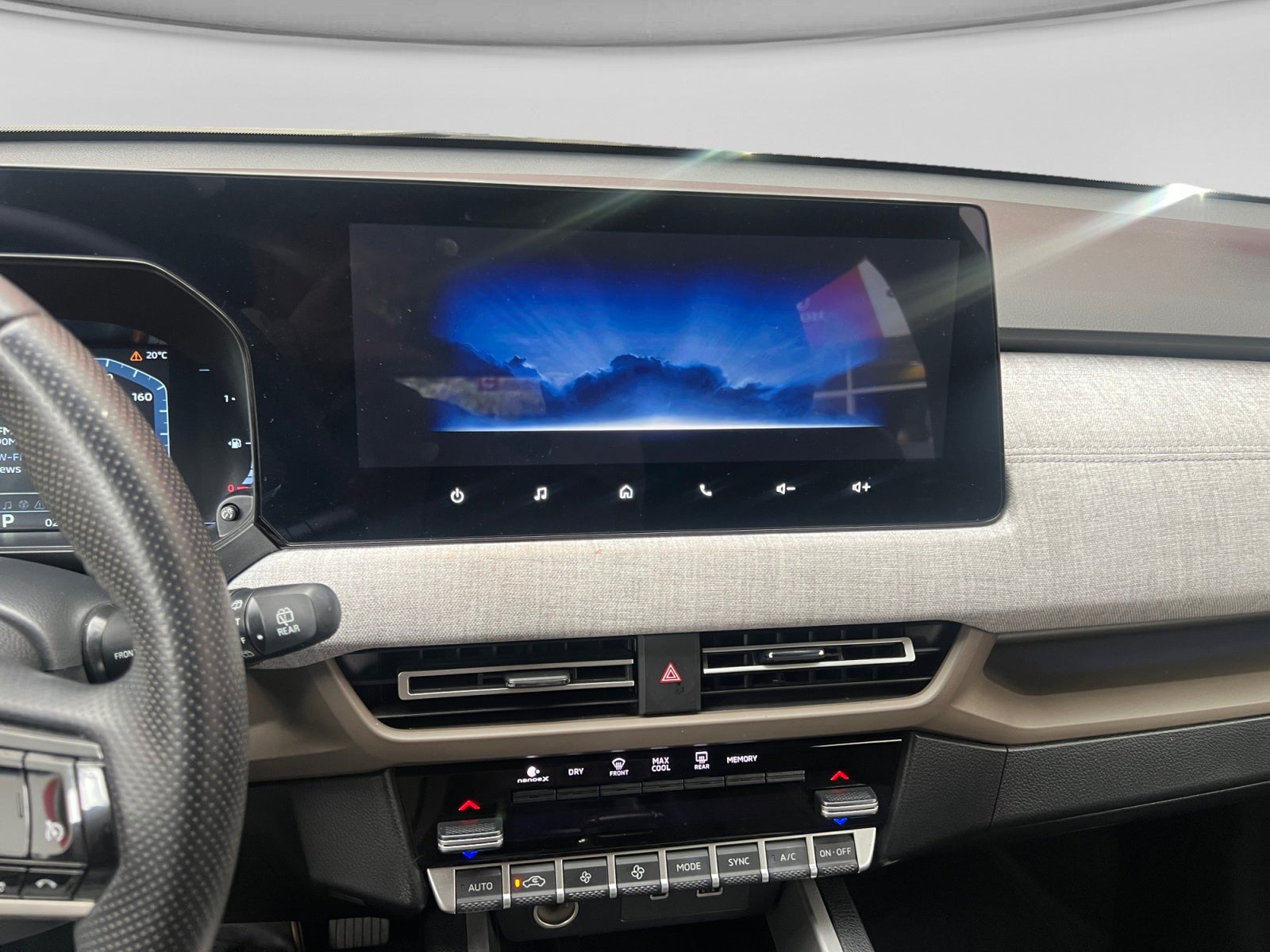 2025 Mitsubishi OUTLANDER SE PLUS
