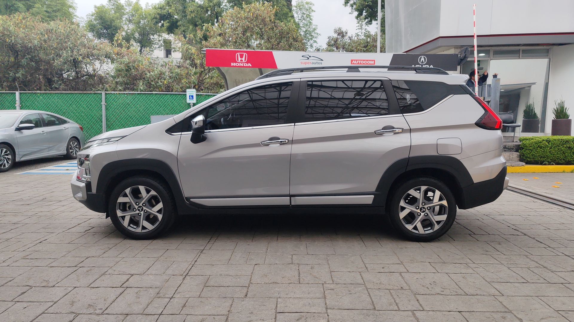 2024 Mitsubishi XPANDER CROSS LIMITED CROSS