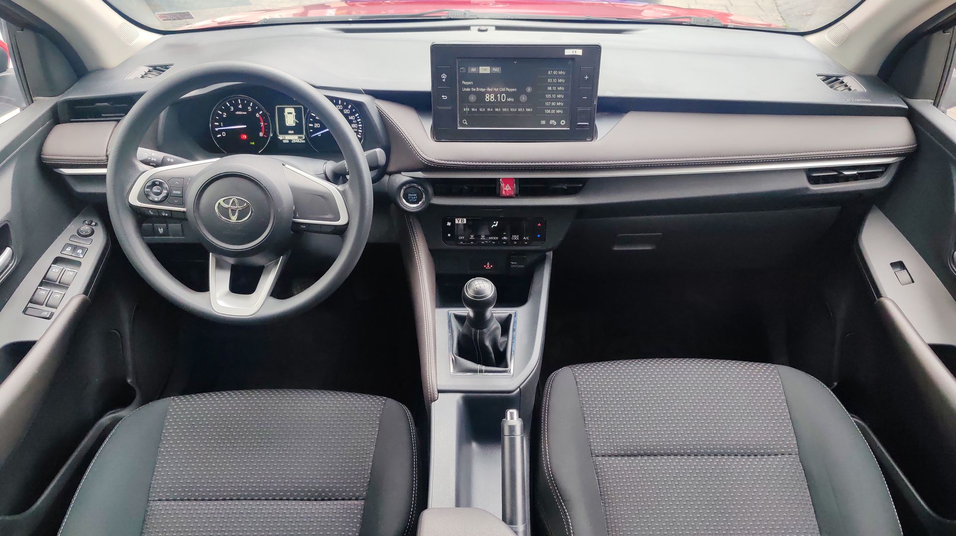 2023 Toyota YARIS YARIS 4 GASOLINA 4P