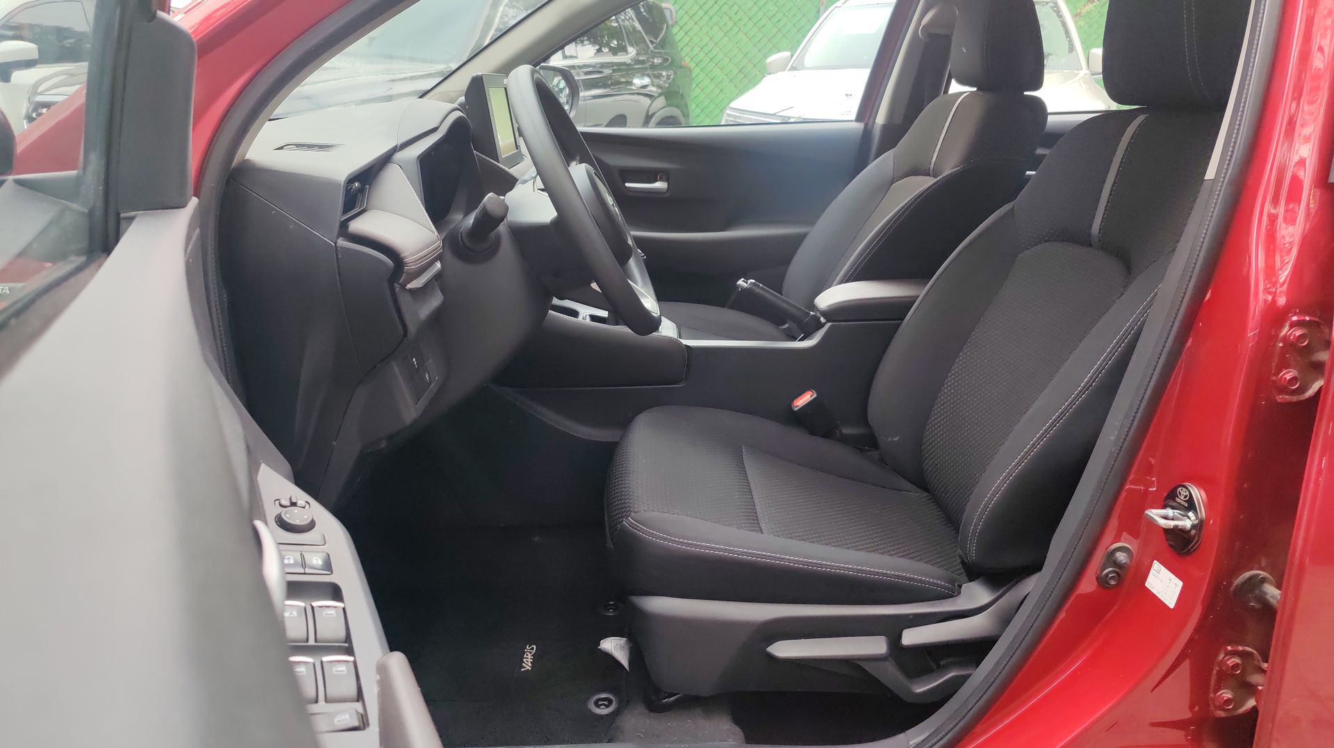 2023 Toyota YARIS YARIS 4 GASOLINA 4P