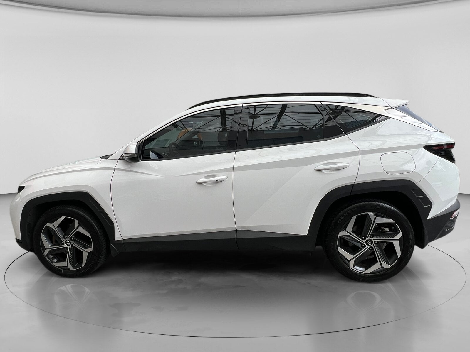 2023 Hyundai TUCSON LIMITED TECH