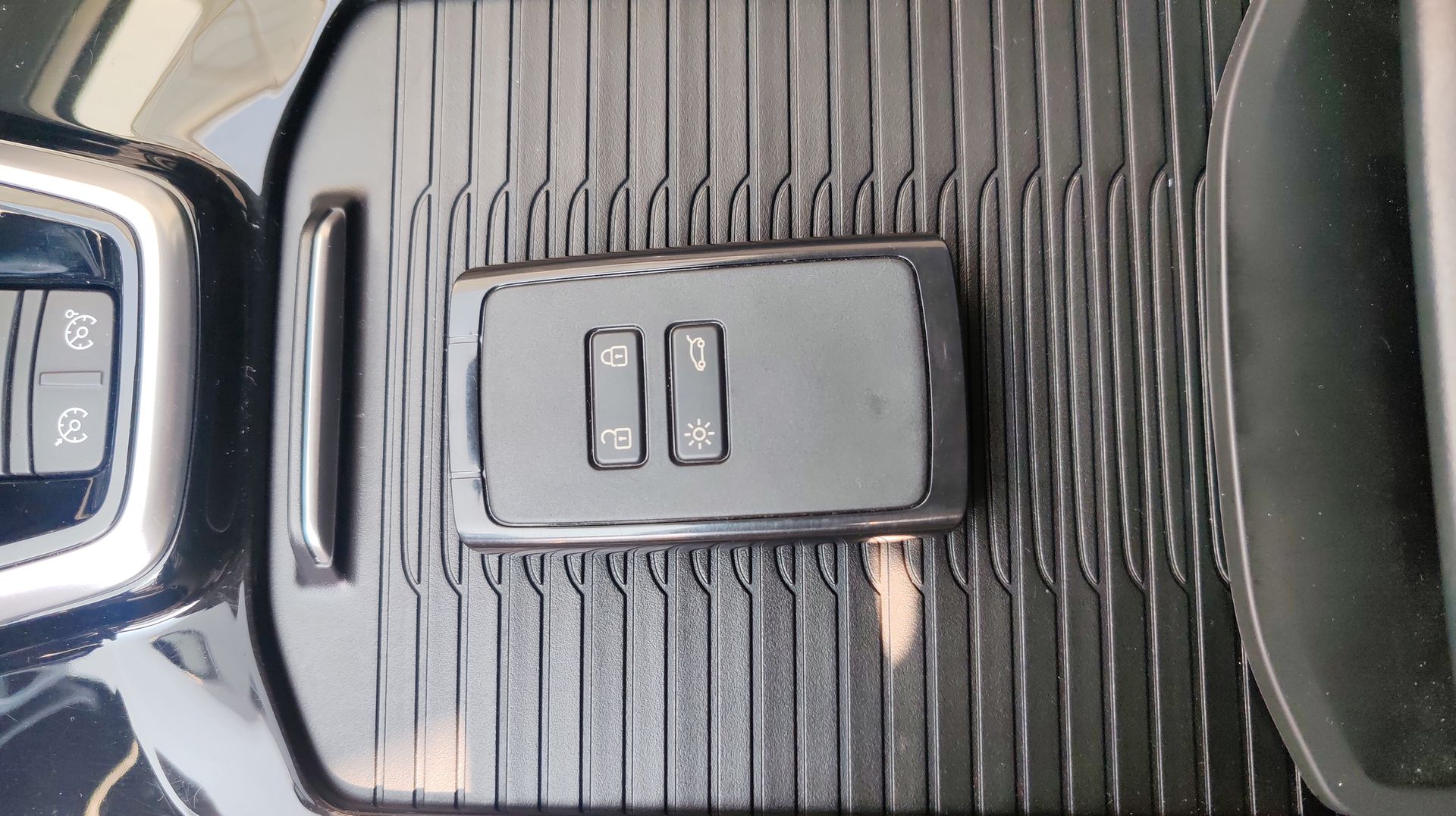 2024 RENAULT KOLEOS ICONIC