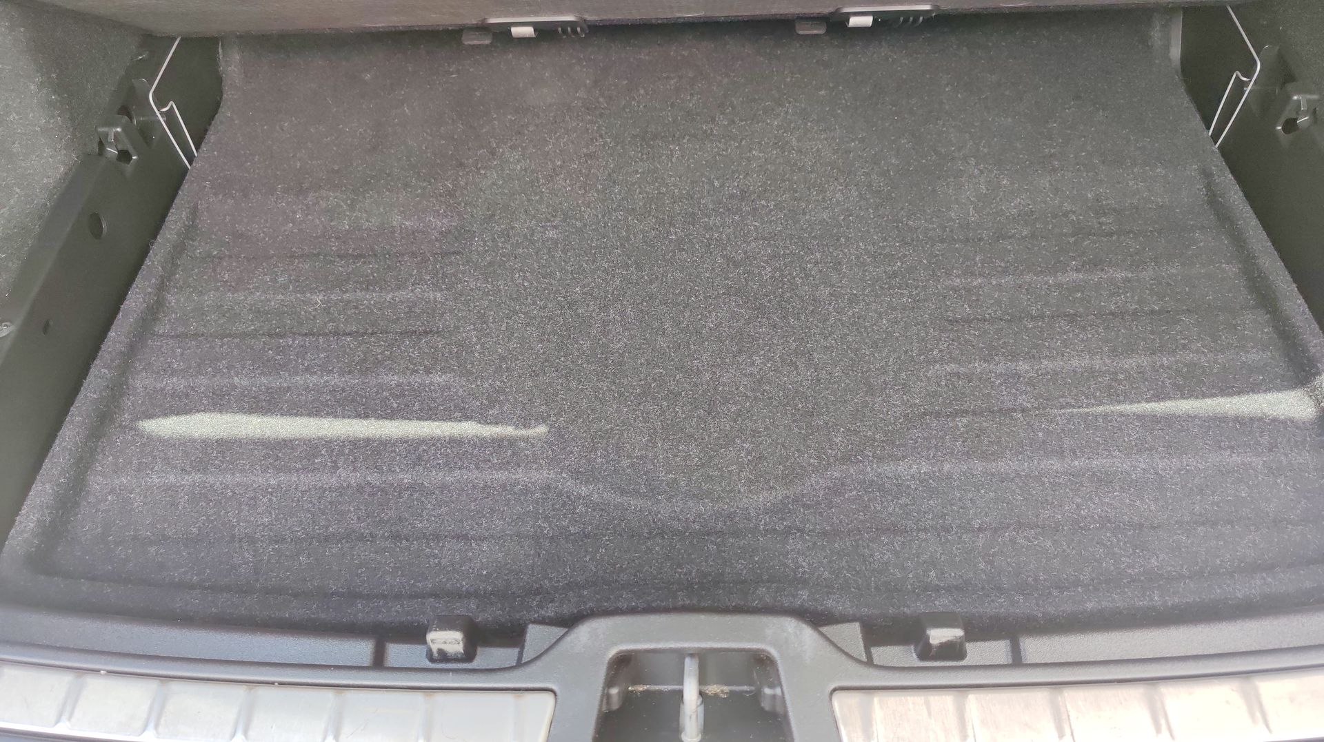 2023 Volvo XC40 ULTIMATE B4 MILD HYBRID
